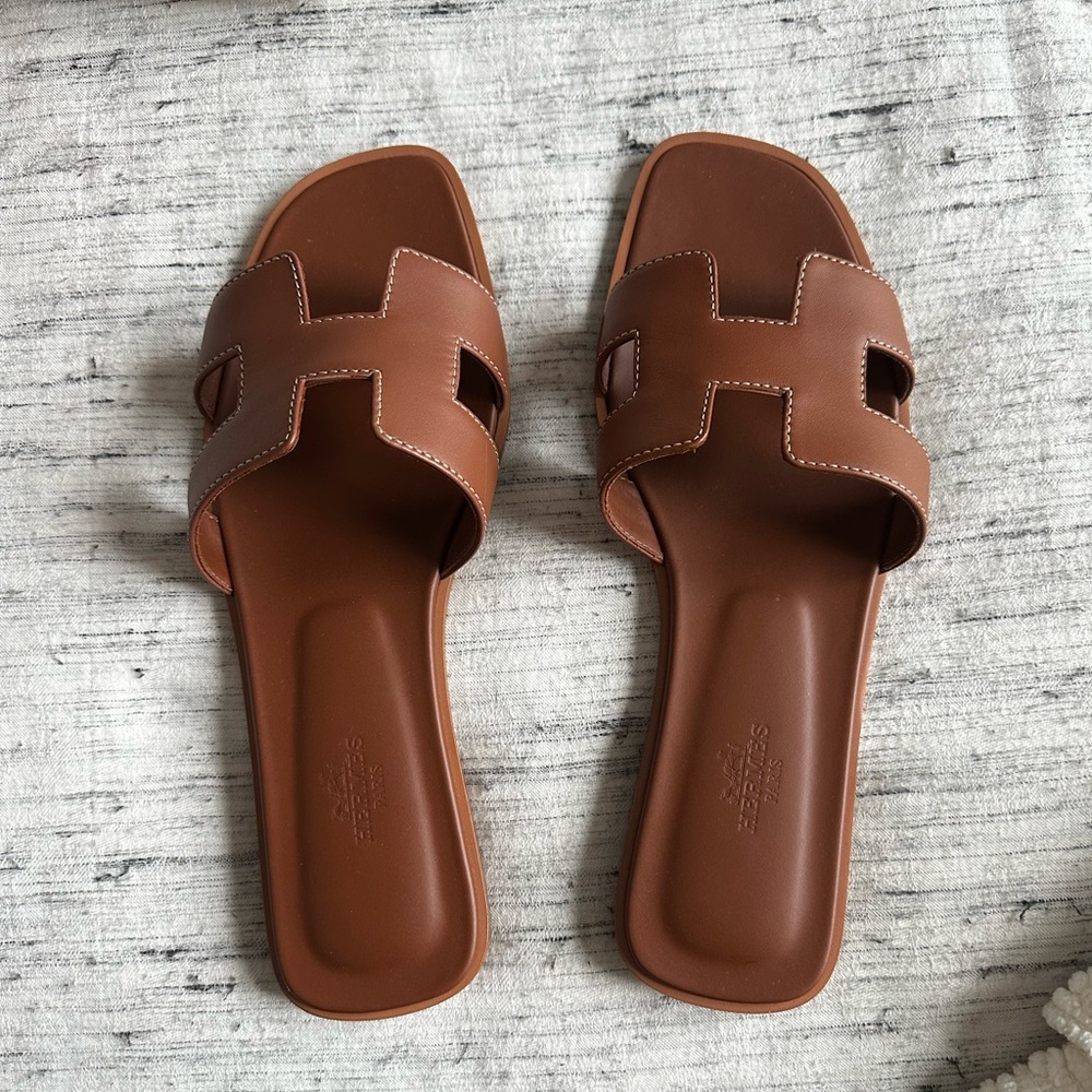 Hermès Oran Sandals